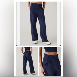 ❌SOLD❌ NWT Athleta Trekkie Parachute pants 🔥